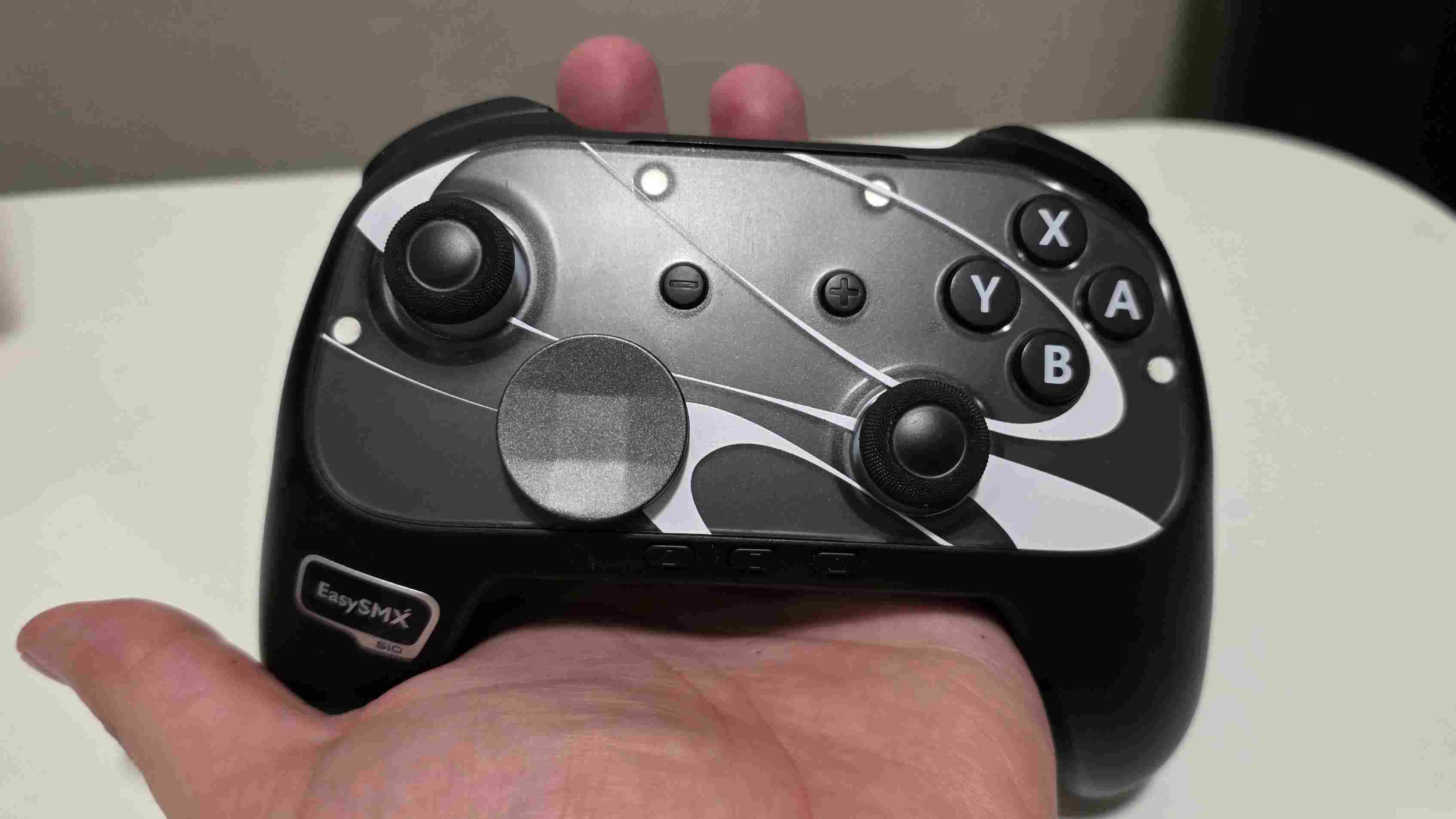 EasySMX S10 评测 一款价格合理的 Switch Pro 手柄替代方案 但别指望奇迹归来